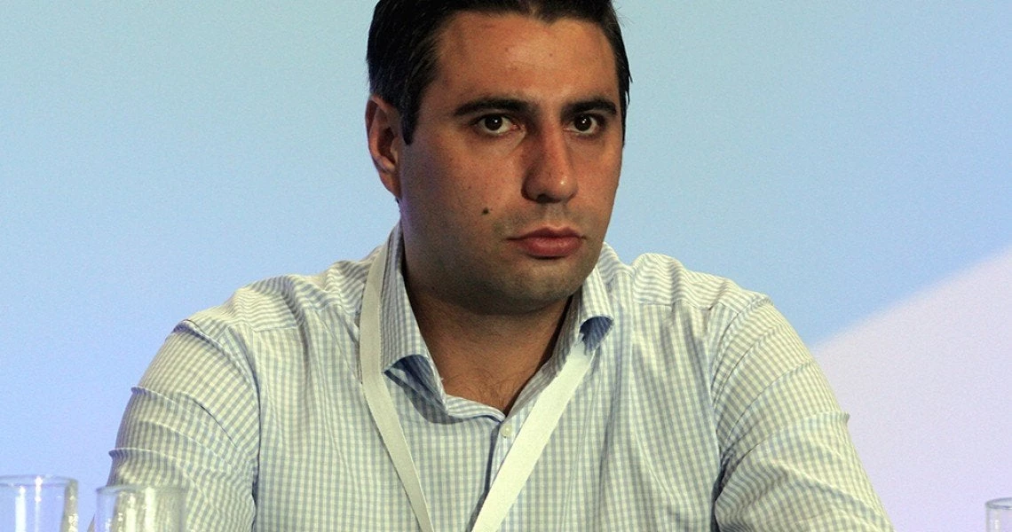 Το «γκολ» του Σάκη Ιωαννίδη στο Νίκο Καρανίκα